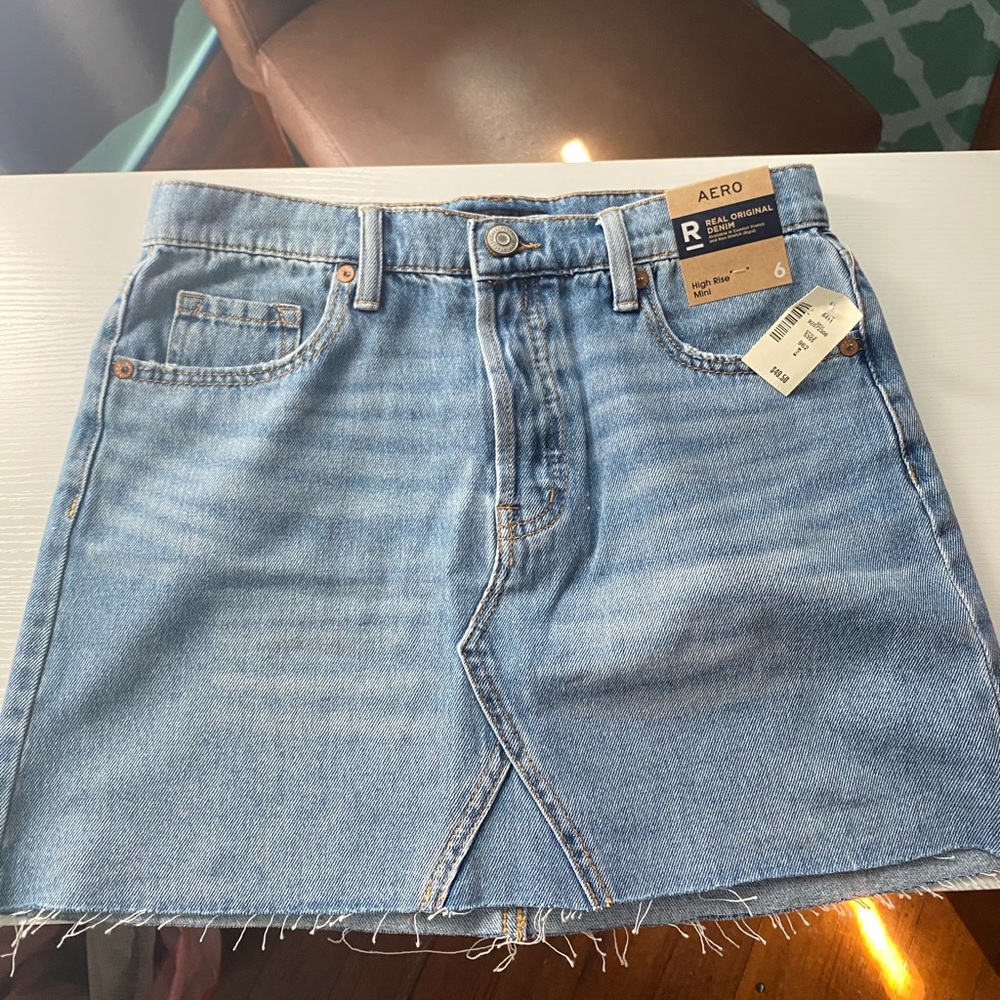 *BRAND NEW* AÉROPOSTALE SKIRT